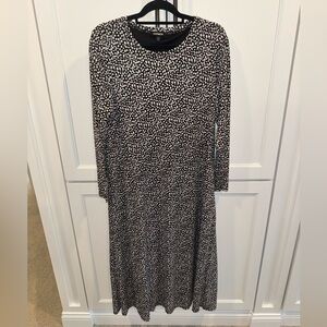 Express Black and Red Long Sleeve Crew Neck Dress